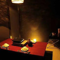 【完全個室】落ち着いた華やかな空間でお食事を愉しめる
