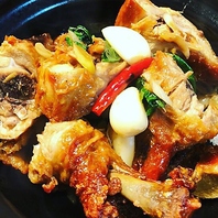 バジル香る台湾の家庭料理「三杯鶏」