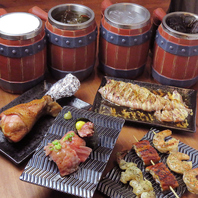  料理もダンジョンの世界観を表現！