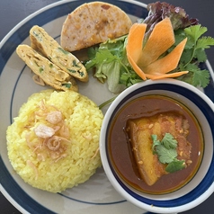 豚肉煮込みおこわ (ぶたにくにこみおこわ)