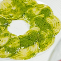 【シェフ自慢の自家製パスタ】