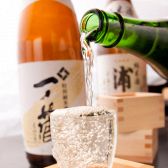 日本酒や焼酎を各種ご用意いたしました。九州料理との相性は抜群！新鮮な国産もつを使用し、臭みのない名物『博多もつ鍋』と一緒にぜひご堪能ください！