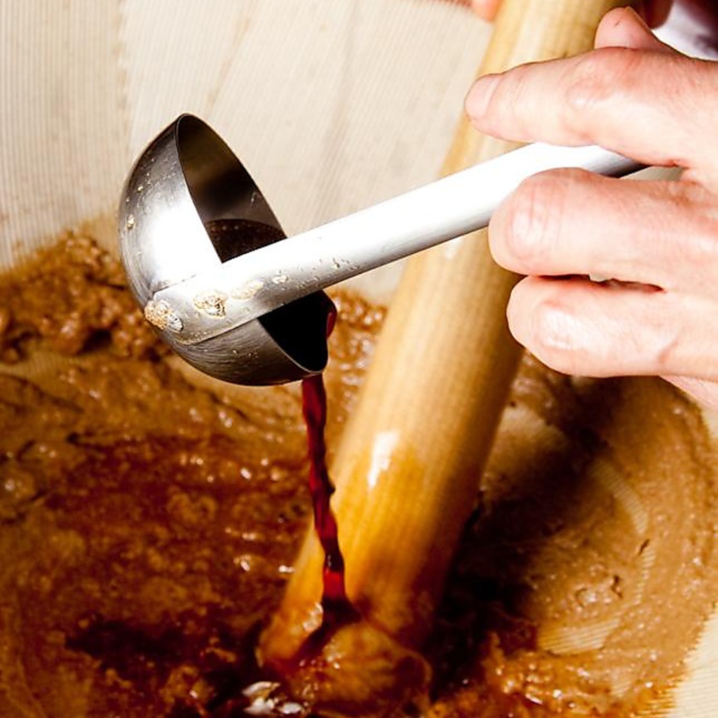 【匠１】しゃぶしゃぶは、職人が手間暇かけてつくる太白ゴマ100％のごまだれで頂く…コクが違います