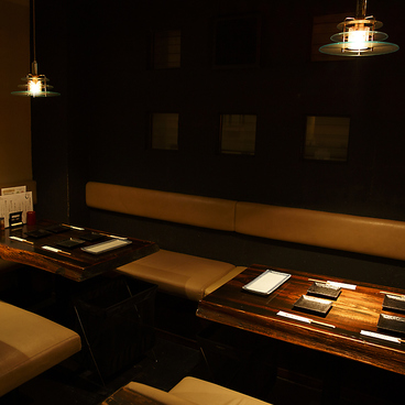 比内地鶏炭火焼 ひないの雰囲気1