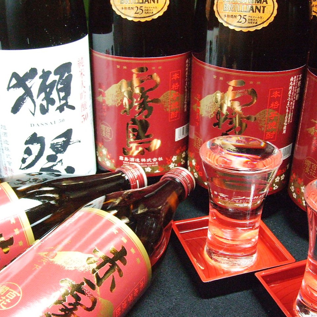 「赤霧島」や山口県の日本酒「獺祭（だっさい）」など他店では多く取り扱っていないお酒が豊富！！！