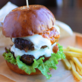 料理メニュー写真&nbsp;ダブルチーズみのりバーガー