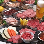 肉卸直営だからこそお肉の品ぞろえも豊富◎何を食べるか迷ったらボリューム満点のコースもお勧めです