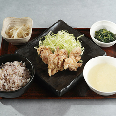 韓国唐揚げ弁当（ごはん、ナムル2種付き）