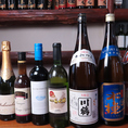 お酒の種類は豊富で焼酎、ワイン、日本酒など多数ご用意しております。オリジナルのらく楽ボトルのお酒もございます！おすすめなどはお気軽にスタッフまでお尋ねください♪おいしいお酒とお料理で素敵なひと時をお過ごしください！