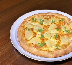 スイートチーズピザ（パイナップル入り）