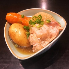 鶏モモ肉と根菜の煮込み