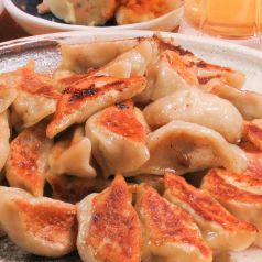 博多一口餃子　たけとら　親不孝通り店の写真3