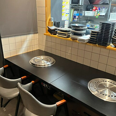 こだわり抜いた内装♪デートや接待、ご家族での利用も大歓迎です☆