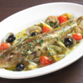 料理メニュー写真 本日の一本魚のアクアパッツァ