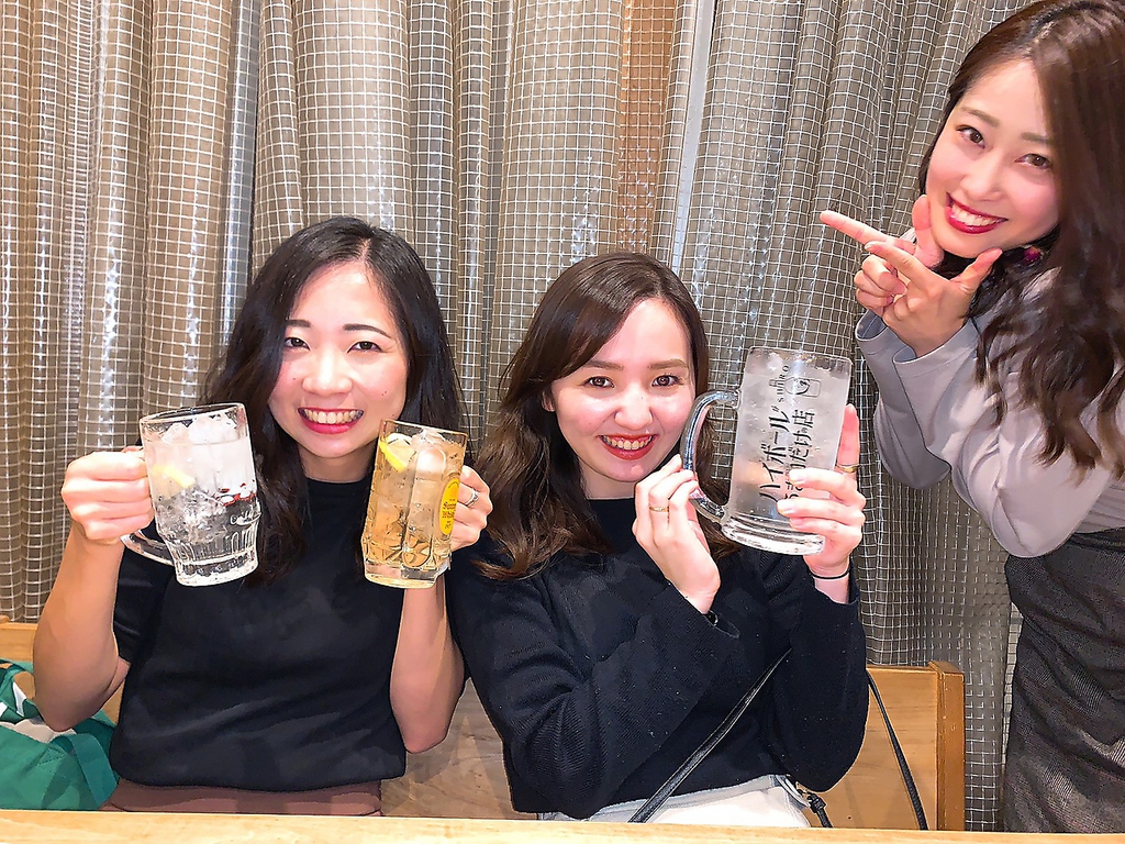 メガ銀しろハイボール、特大サイズで乾杯！熊本の地酒もご用意。みんな笑顔になれる時間を演出します