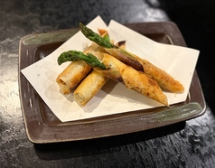 アスパラ味噌チーズ春巻き