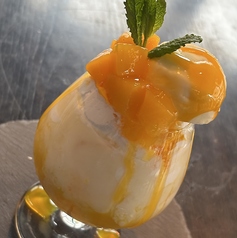 【FRESH-MANGO-ICEMILK】