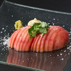 釜炊き塩で食べる新鮮トマト