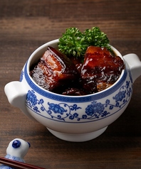 皮付き豚バラ肉の醤油の角煮