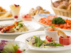 オールデイダイニング フォンテーヌ ロワジールホテル那覇のコース写真