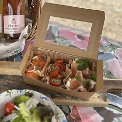 春のグルメサンドBOX 自家製フォカッチャを使った３種のオープンサンド