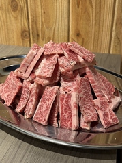 1kg!黒毛カルビタワー
