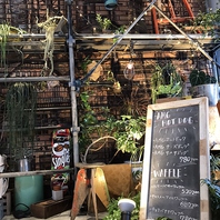店名は"AKIHA MUSIC GREEN"の頭文字。