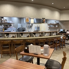 宴会や飲み会、女子会も当店におまかせください！当店の貸切利用は15名～最大19名まで対応可能となっております！ご利用の際はお電話でご利用日の4日前にお問い合わせください。料金の目安としては5000円税込～となっておりますが、お問い合わせ時にメニュー内容や価格についてご相談を承ります！