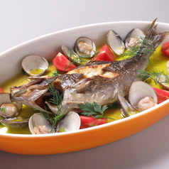 イサキとハマグリのアクアパッツァ