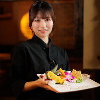 《誕生日・記念日に華やかなアニバーサリープレートを》