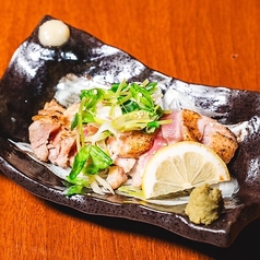 自家製ももたたき/牛タン刺し 各