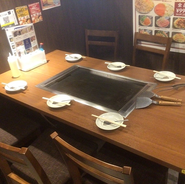 もんじゃ酒場 だしや 津田沼店の雰囲気1