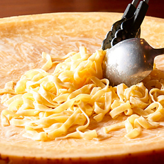 パンチェッタ入り鉄板チーズパスタ