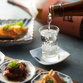 日本酒をグラス（半合）から御用意！常10種類以上の日本酒と季節限定酒も取り揃えております。 産直鮮魚や肉料理に季節の野菜とご一緒に心地よい時間をお過ごしください。横浜付近での個室宴会は和食個室居酒屋【咲くら】♪