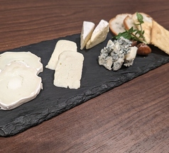 チーズの盛り合わせ