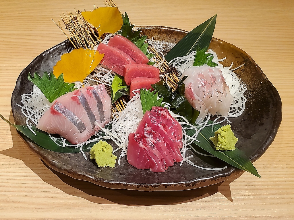 刺身盛り合せ　4種類4人前