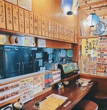 名物串カツかぶと家の雰囲気1