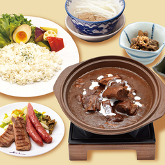 大きな牛たんシチューと牛たん焼ソーセージ定食