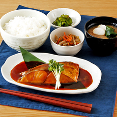 本日の煮魚定食