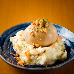 アンチョビと煮卵のポテトサラダ