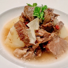 黒毛和牛タンのやわらか煮込み