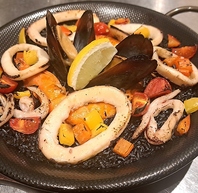 イカ墨のパエリア