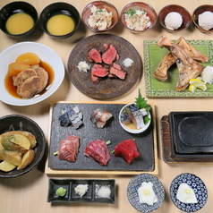 居酒屋 まぐろとさば。特集写真1