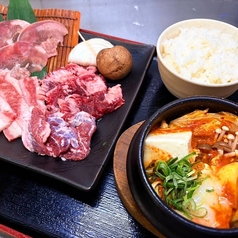 テーブルオーダーバイキング 焼肉 王道 蒲生店のおすすめランチ1