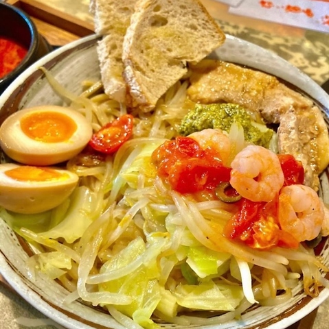 居酒屋歴30年の店主が開業した楽しくお酒が飲めるラーメン居酒屋