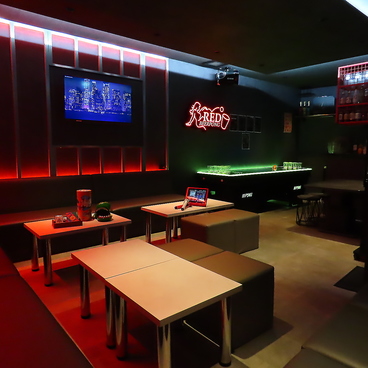 ビアポンBAR RED レッドの雰囲気1
