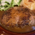 料理メニュー写真&nbsp;ゴツっとしたハンバーグ