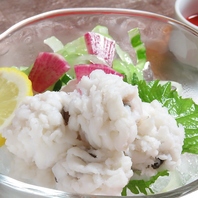 季節感あふれるお料理の数々で皆様をおもてなし致します