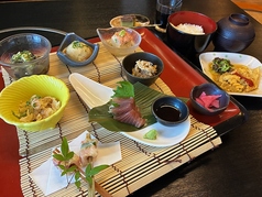 8月「旬彩ランチ」1518円/税込