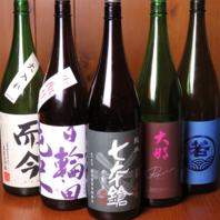 【お気に入りの一杯を見つけられる豊富な日本酒】